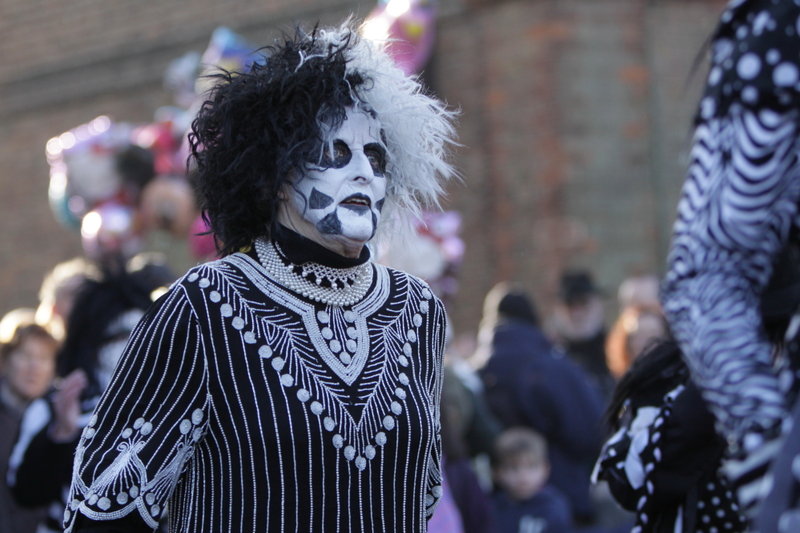 Whittlesea Straw Bear 2012 in the Market Place - Sadie
Photo by David Muscroft