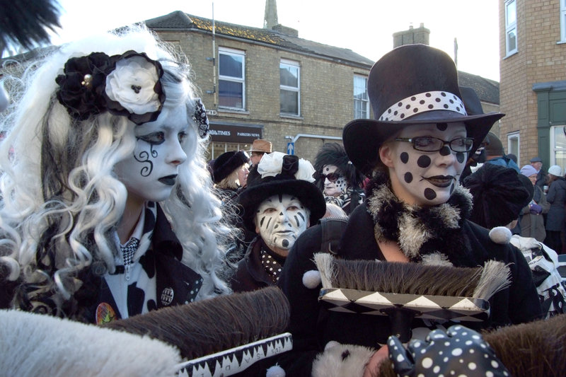 Chloe, Ruth
[photo: Mandy Chasney]