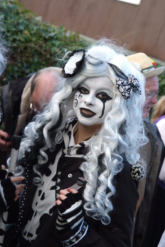 Straw Bear 2015 [photo: Mandy Chasney]